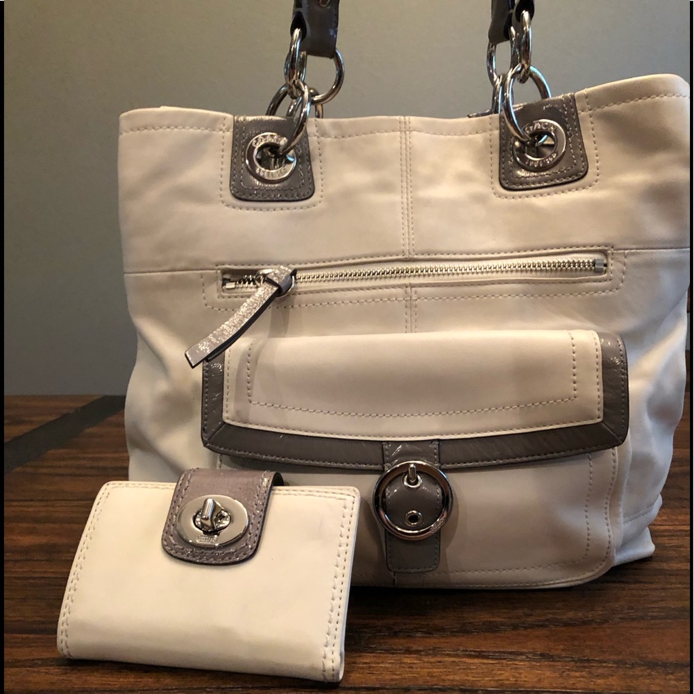 Authentic Coach Tote & Matching Wallet